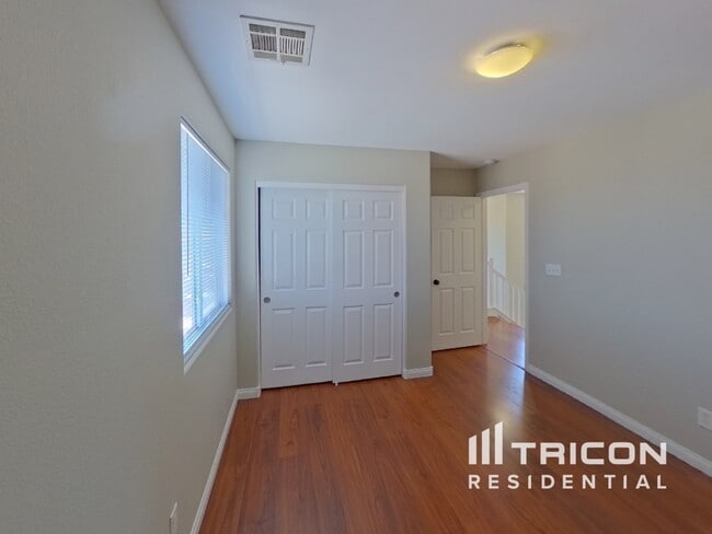 Building Photo - 11909 Fairfax Ridge St