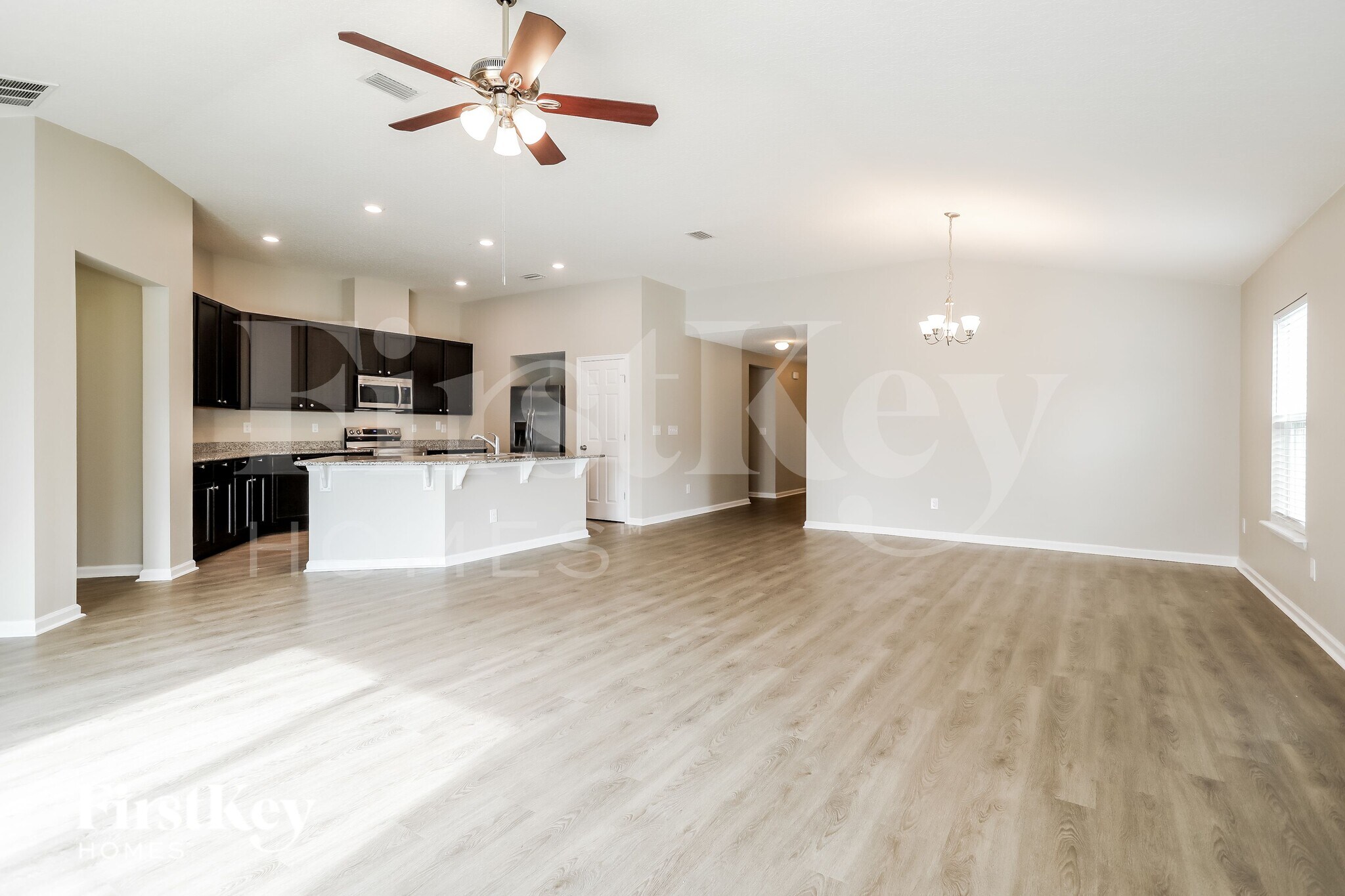 Building Photo - 319 Hepburn Rd