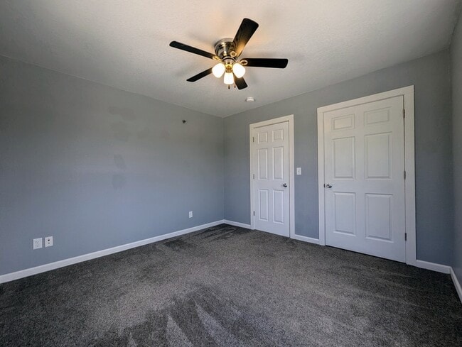 Building Photo - 1317 B Ave W