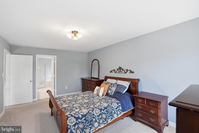 Building Photo - 14332 Cartwright Way