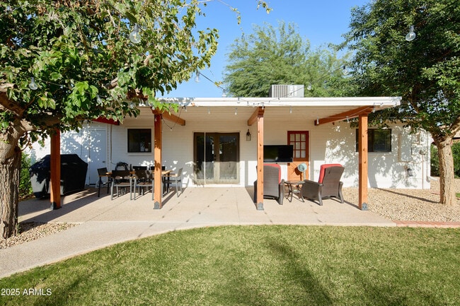 Building Photo - 4226 N 84th Pl