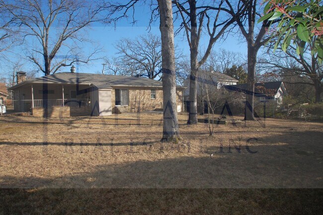 Building Photo - Updated Sherwood 3 bed 2 bath