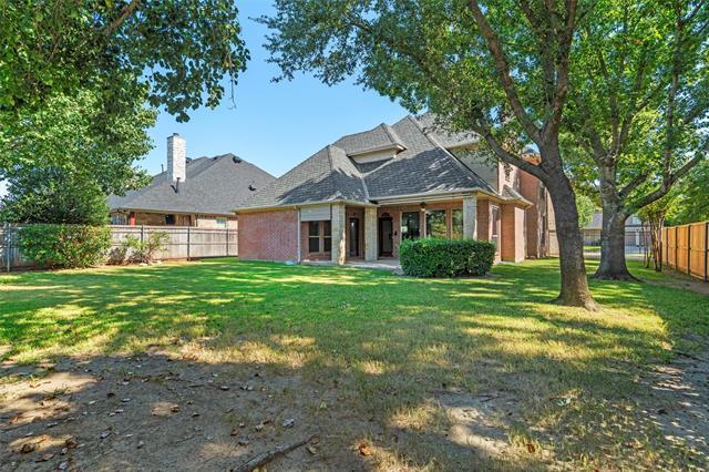 Building Photo - 1925 Manor Way Dr