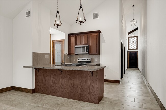 Building Photo - 29527 Turnbury Village Dr