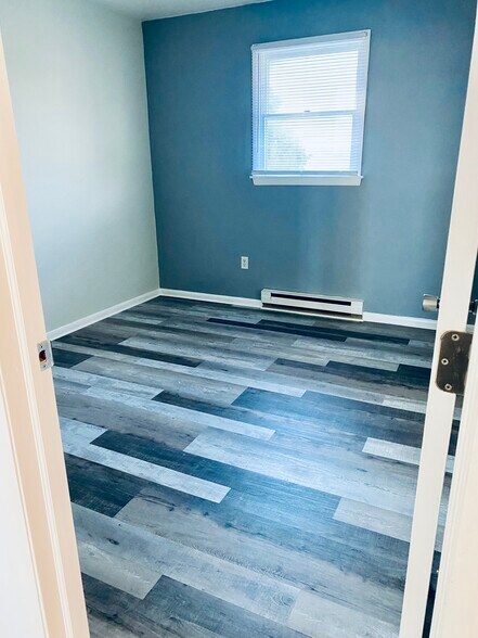 2nd bedroom - 848 N 16th St