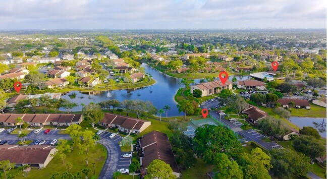 Building Photo - 603 Sea Pine Way