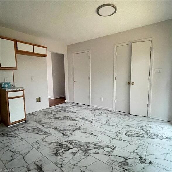 Building Photo - 1116 Raleigh Ct