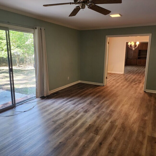 Building Photo - 106 Argall Town Ln