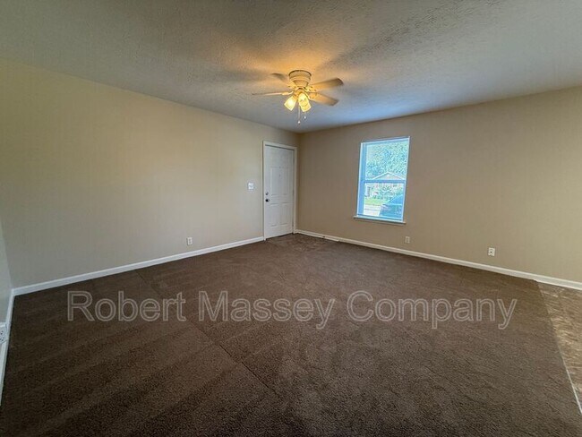 Building Photo - 7907 Canonero Way