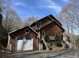 Building Photo - New Homestead: A Private, Tranquil, and Sp...