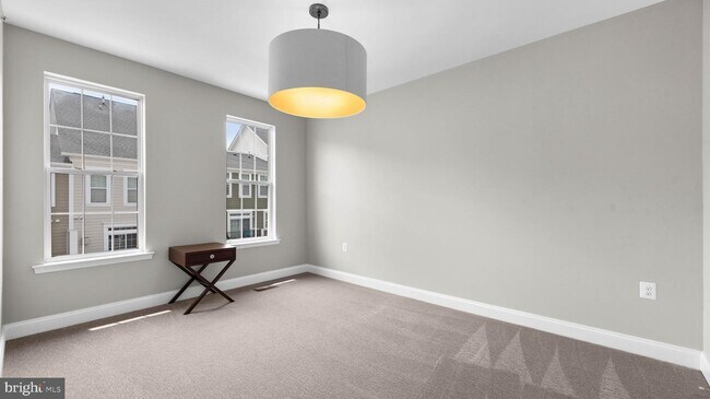 Building Photo - 7674 Maple Lawn Blvd