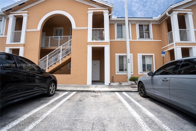 Building Photo - 17600 NW 73rd Ave