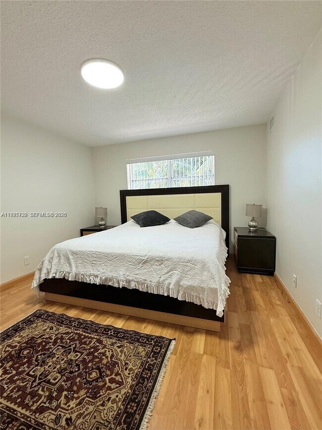 Building Photo - 2081 S Ocean Dr