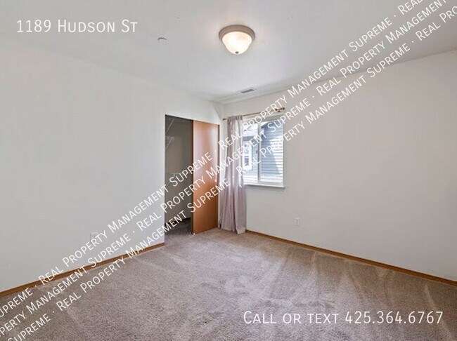 Building Photo - 1189 Hudson St