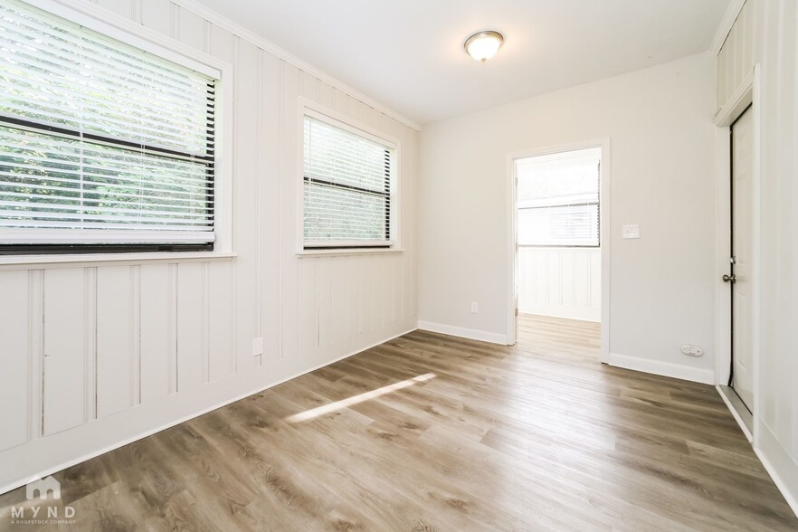 Building Photo - 10535 Jolynn Rd