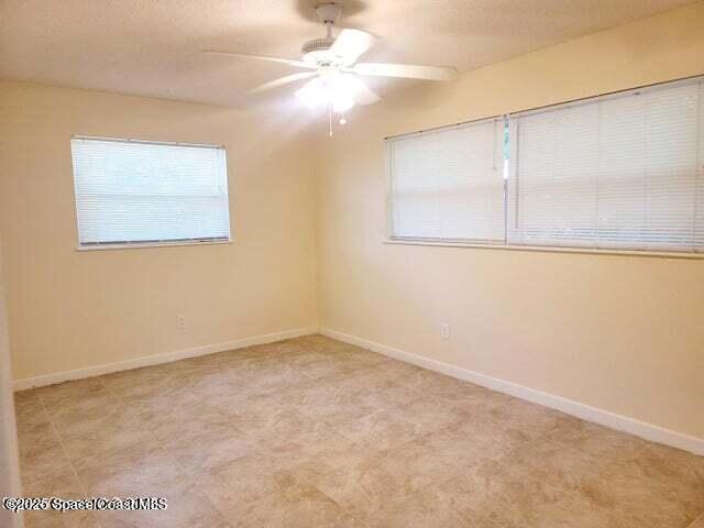 Building Photo - 130 Tiki Dr
