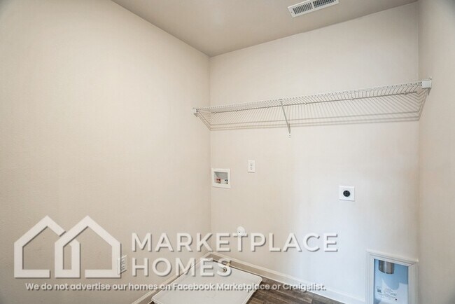 Building Photo - 3504 Marksbury Dr
