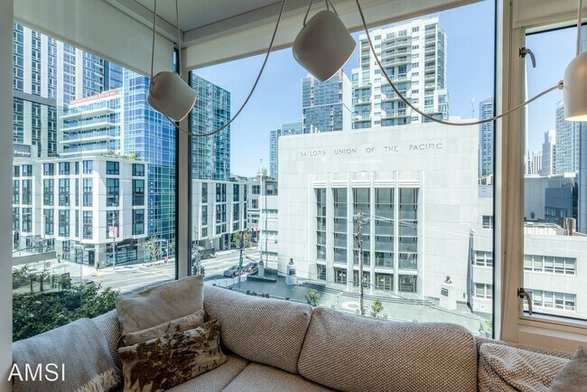 Building Photo - 3 br, 2.5 bath House - 489 Harrison Street...