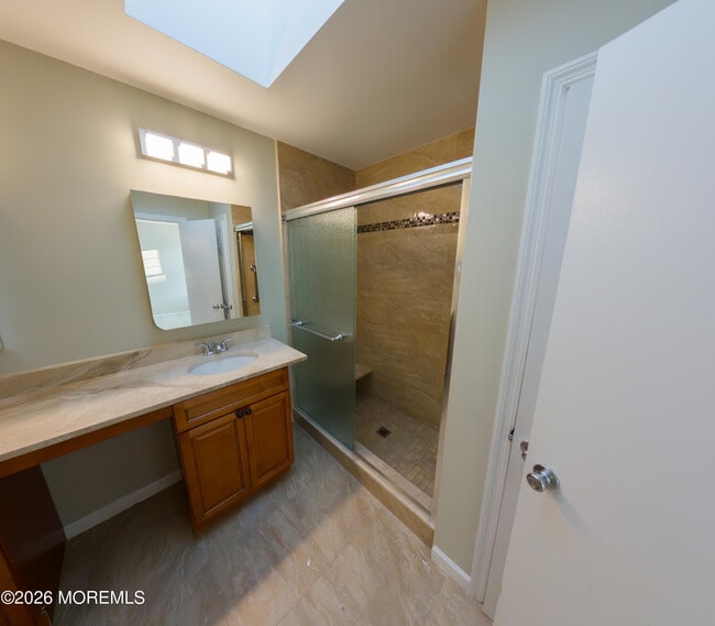 Building Photo - 291 Stratford Pl