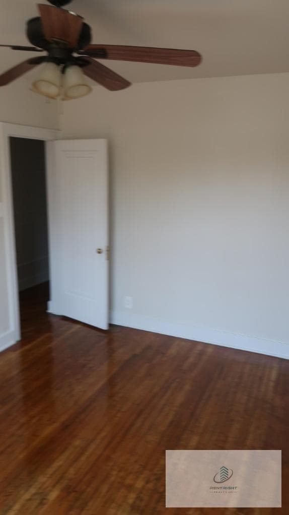 Building Photo - 5037 W Montrose Ave