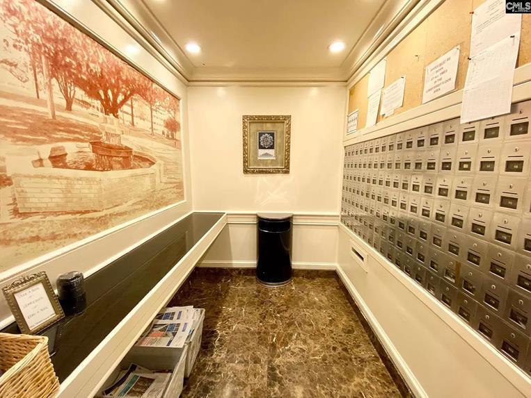 Building Photo - 1520 Senate St