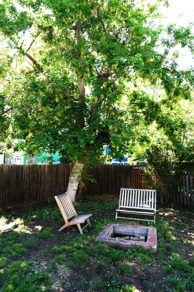 Firepit in backyard - 2844 N Marion St