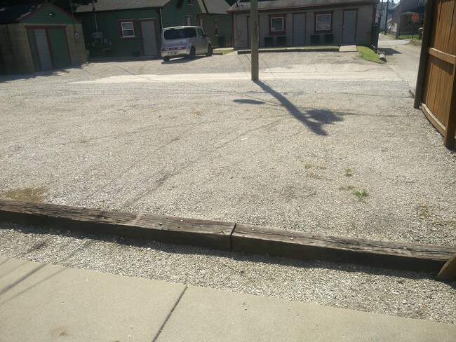 Building Photo - 937 Prospect St