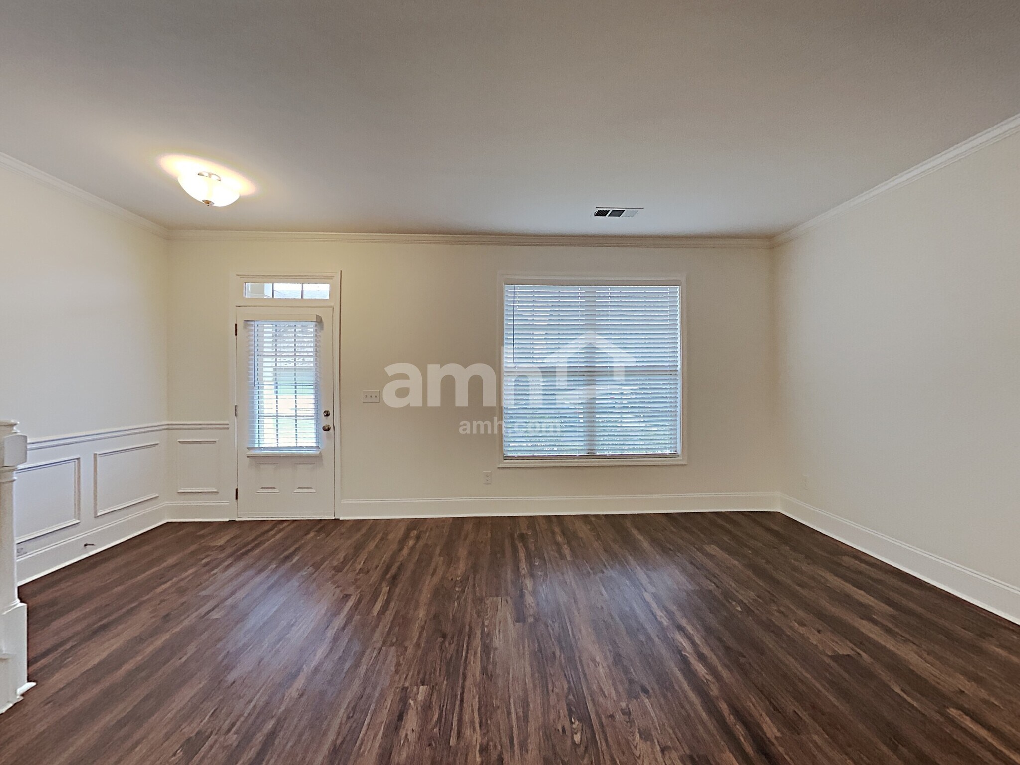 Building Photo - 213 Orchard Trail