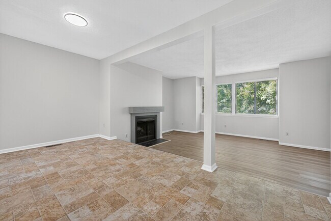 Building Photo - 128 Conestoga Way