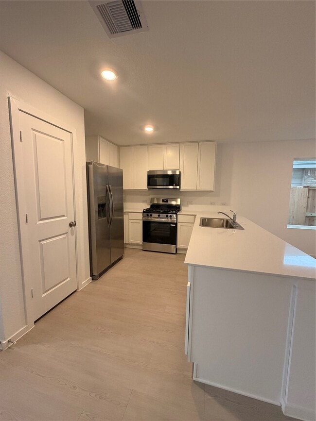 Building Photo - 1719 W Stroker Rd