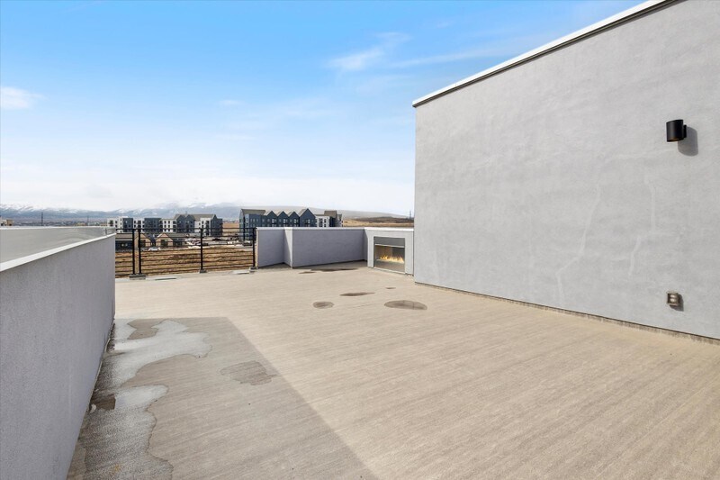 Building Photo - 10637 Stavanger Dr