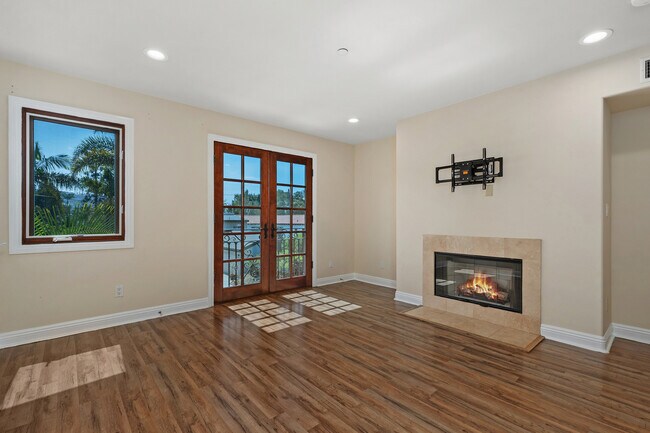 Building Photo - 148 W Marquita