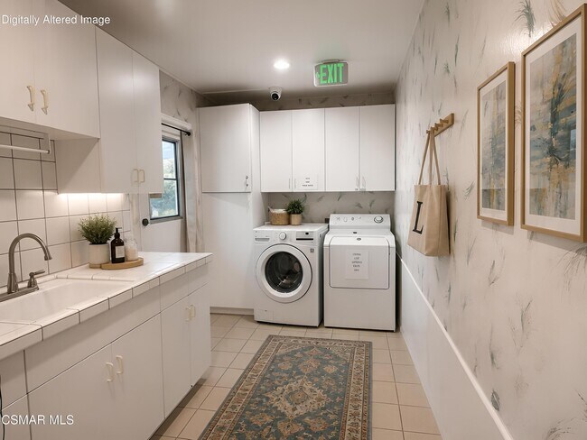 Building Photo - 4640 Dunas Ln