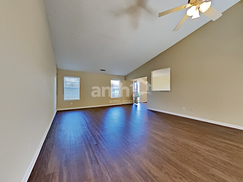 Building Photo - 186 Dean Way