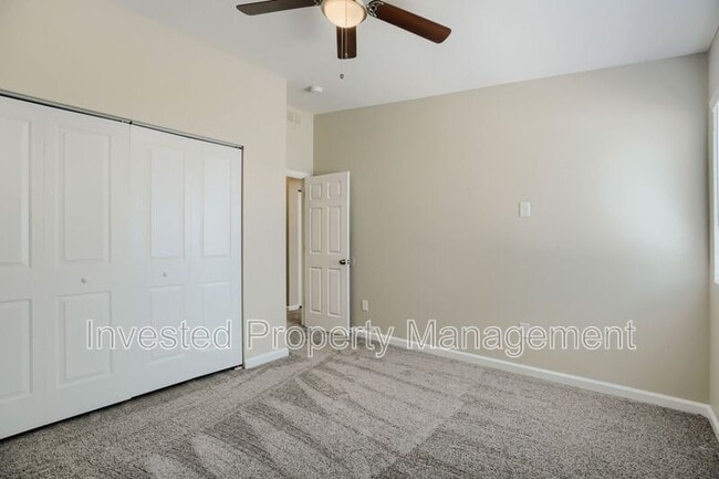 Building Photo - 6822 Niagara St