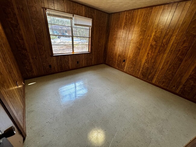 Building Photo - 2607 W 25th Ave