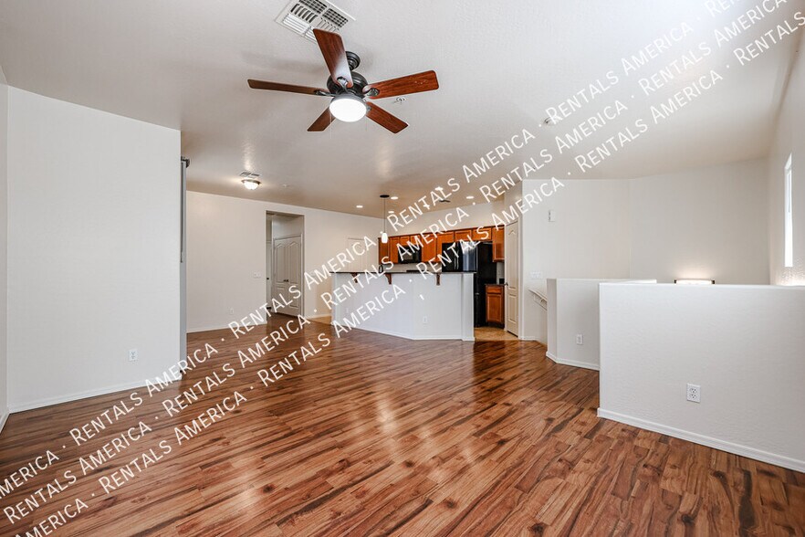Building Photo - 7503 S 30th Run
