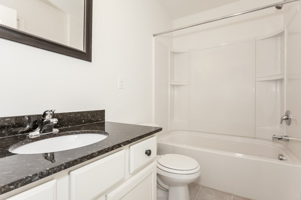 Building Photo - 4202 Broadstairs Dr SW