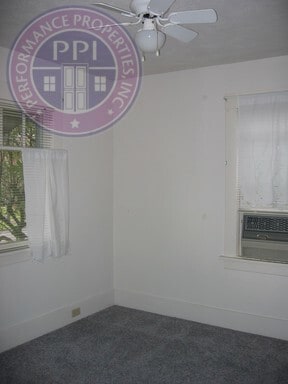 Building Photo - 3018 NE 43rd Ave