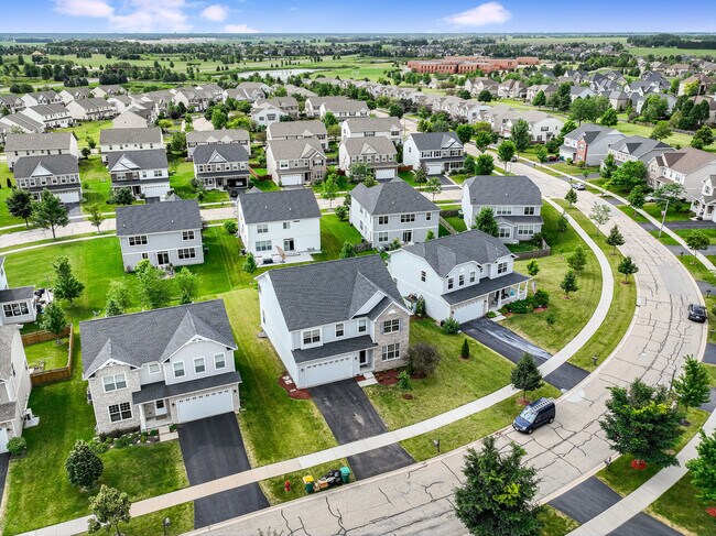 Building Photo - 12811 Conifer St