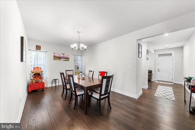 Building Photo - 305 Goodwick Dr