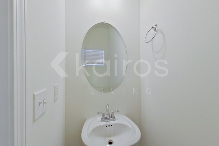 Building Photo - 115 Dudley Wy