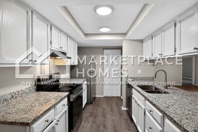 Building Photo - 916 Whidbey Ct