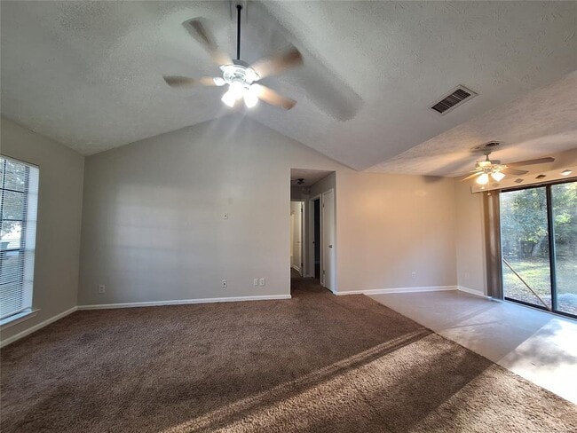 Building Photo - 1377 Dunbarton Rd