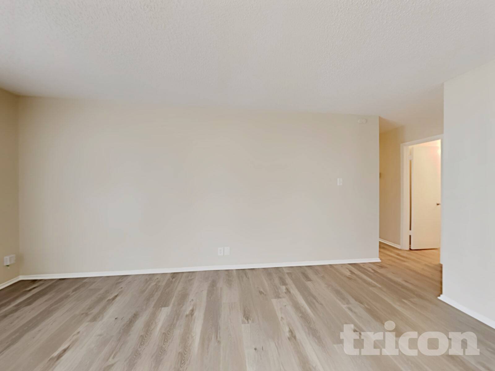 Building Photo - 6850 Misty Field Dr