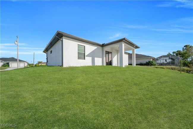 Building Photo - 1612 NW 9th Ave