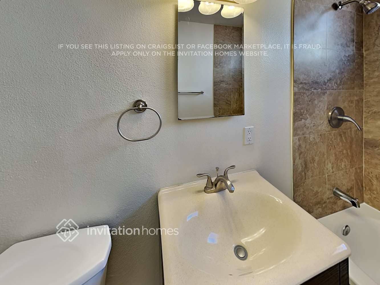 Building Photo - 12000 Lorne St