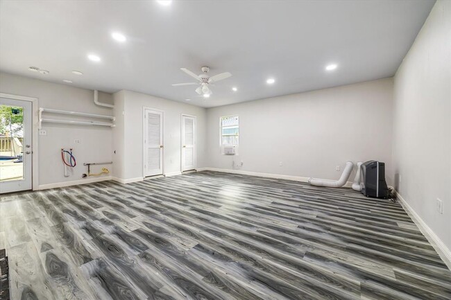 Building Photo - 5329 Judalon Ln
