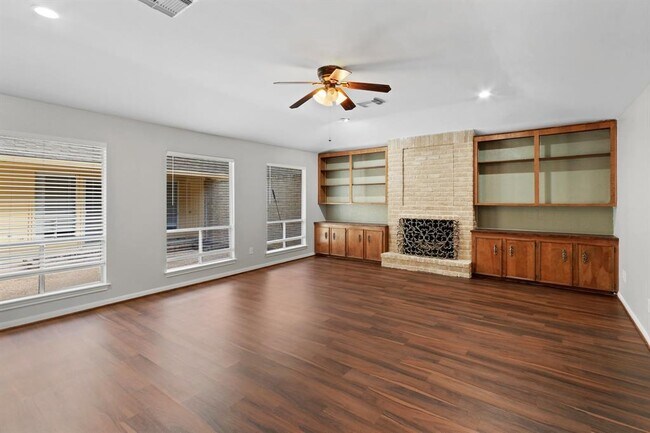 Building Photo - 3607 Cobleskill Ct