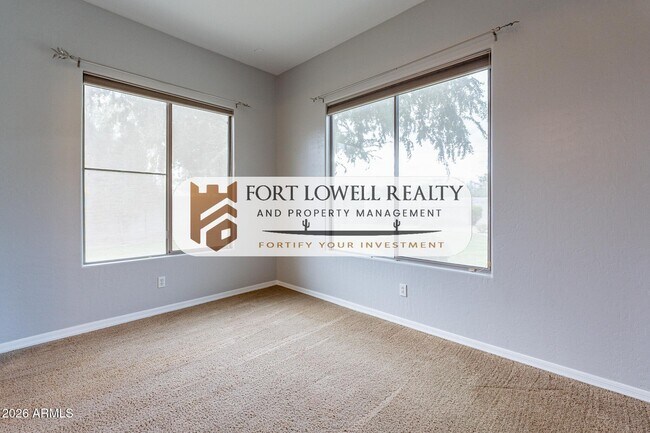 Building Photo - 13354 W San Miguel Ave